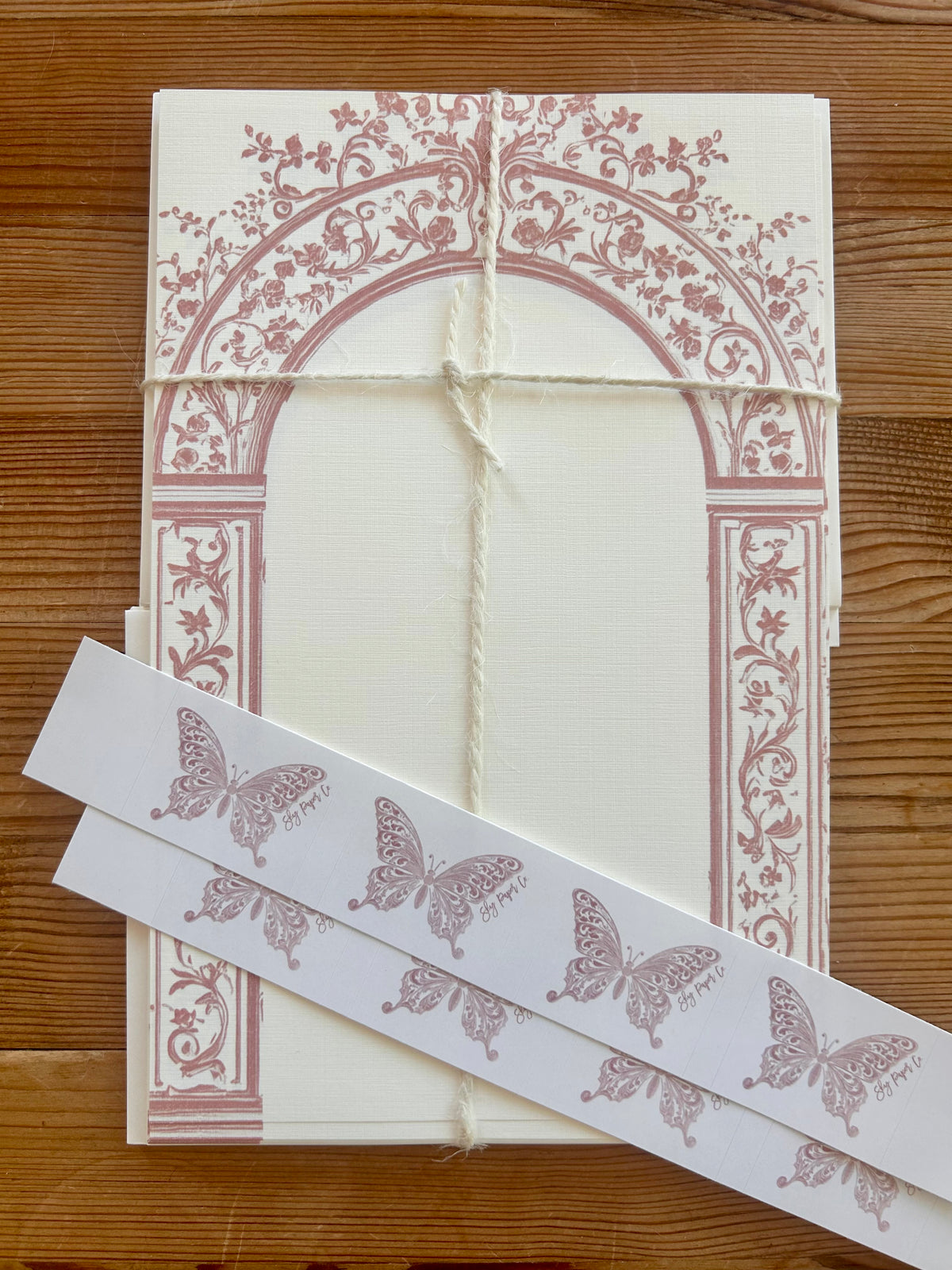 Toile Garden Letter Set